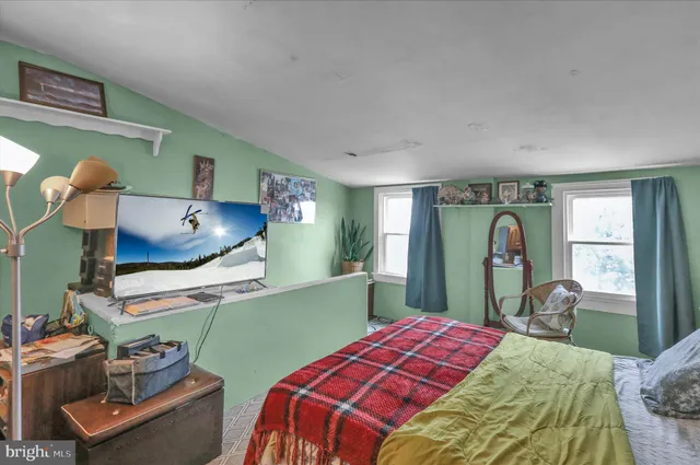 $164,900 | 912 Locust Street, Reading, PA 19604