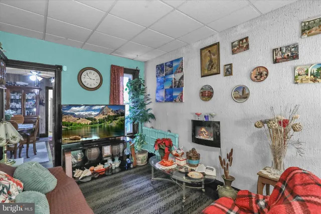 $164,900 | 912 Locust Street, Reading, PA 19604