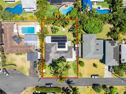 $2,580,000 | 177 Kuuhoa Place, Kailua, HI 96734
