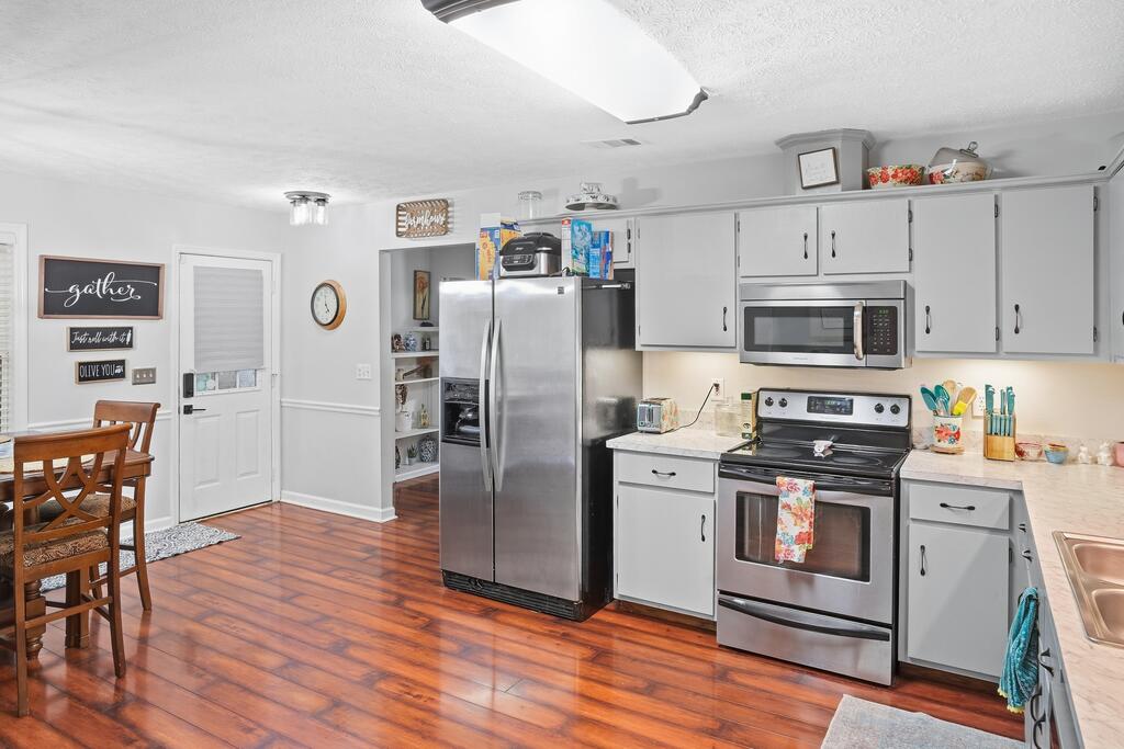 369 Green Ridge Road Cataula, GA 31804 - Photo 9 of 24 Gallery Image 9