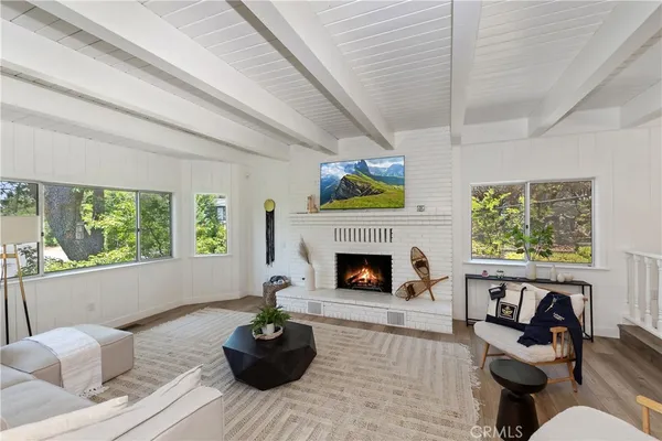 $1,398,000 | 1211 Yellowstone Drive, Lake Arrowhead, CA 92352