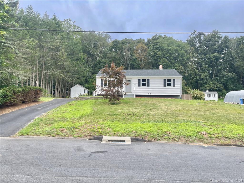27 Knollcrest Road Norwich, CT 06360 - Photo 1 of 1 Gallery Image 1