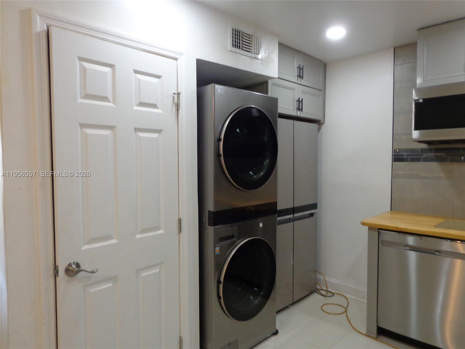 4172 Inverrary Drive, Unit 110 Lauderhill, FL 33319 - Photo 8 of 25
