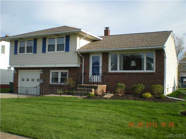 143 Ridgewood Road Buffalo, NY 14220 - Photo 1 of 1 Exterior Front