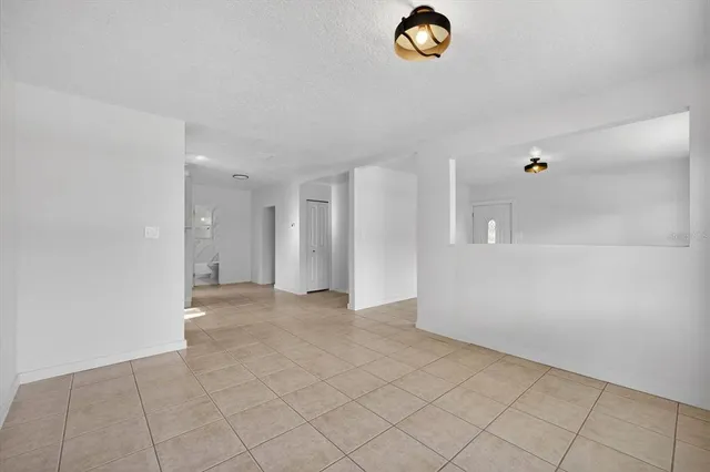 $349,900 | 773 West Harbor Drive South, St. Petersburg, FL 33705