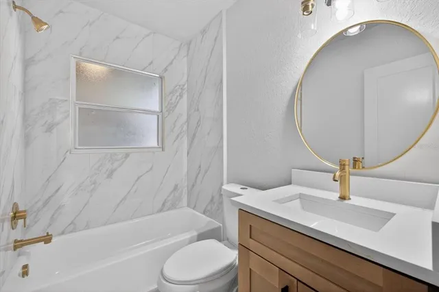 $349,900 | 773 West Harbor Drive South, St. Petersburg, FL 33705