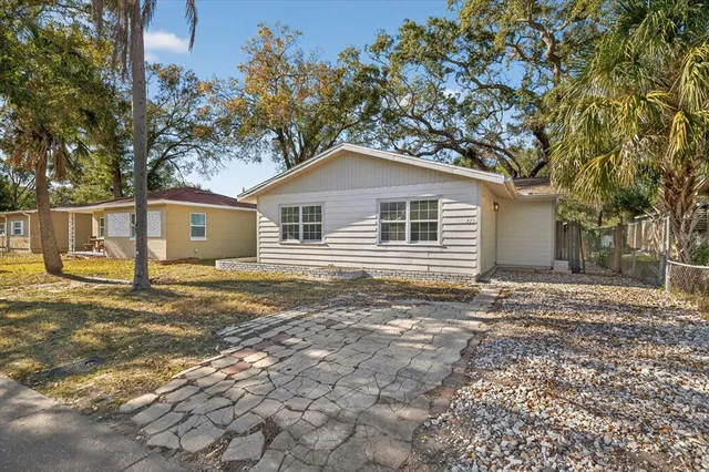 $349,900 | 773 West Harbor Drive South, St. Petersburg, FL 33705