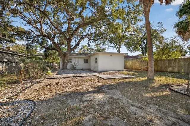 $349,900 | 773 West Harbor Drive South, St. Petersburg, FL 33705