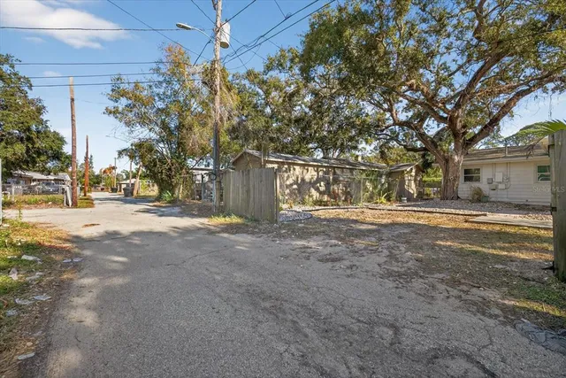 $349,900 | 773 West Harbor Drive South, St. Petersburg, FL 33705