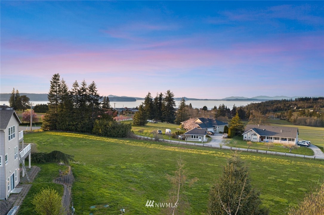 982 Arrowhead Road Camano Island, WA 98282 - Photo 11 of 37 Gallery Image 11