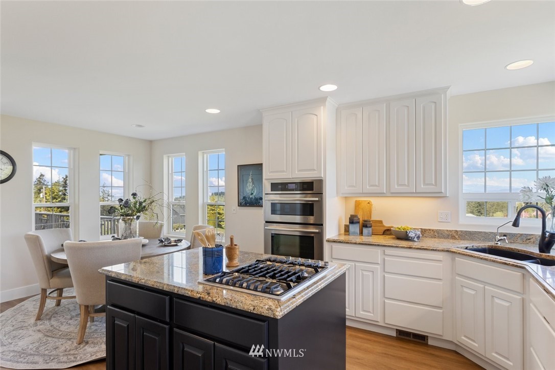 982 Arrowhead Road Camano Island, WA 98282 - Photo 15 of 37 Gallery Image 15