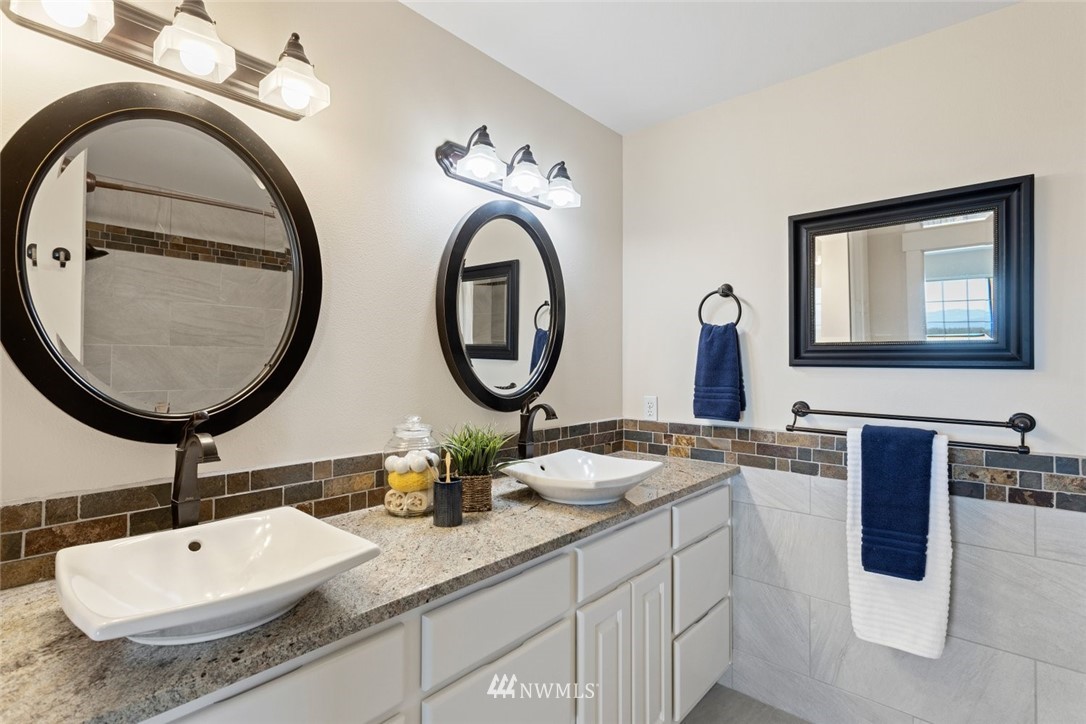 982 Arrowhead Road Camano Island, WA 98282 - Photo 22 of 37 Gallery Image 22