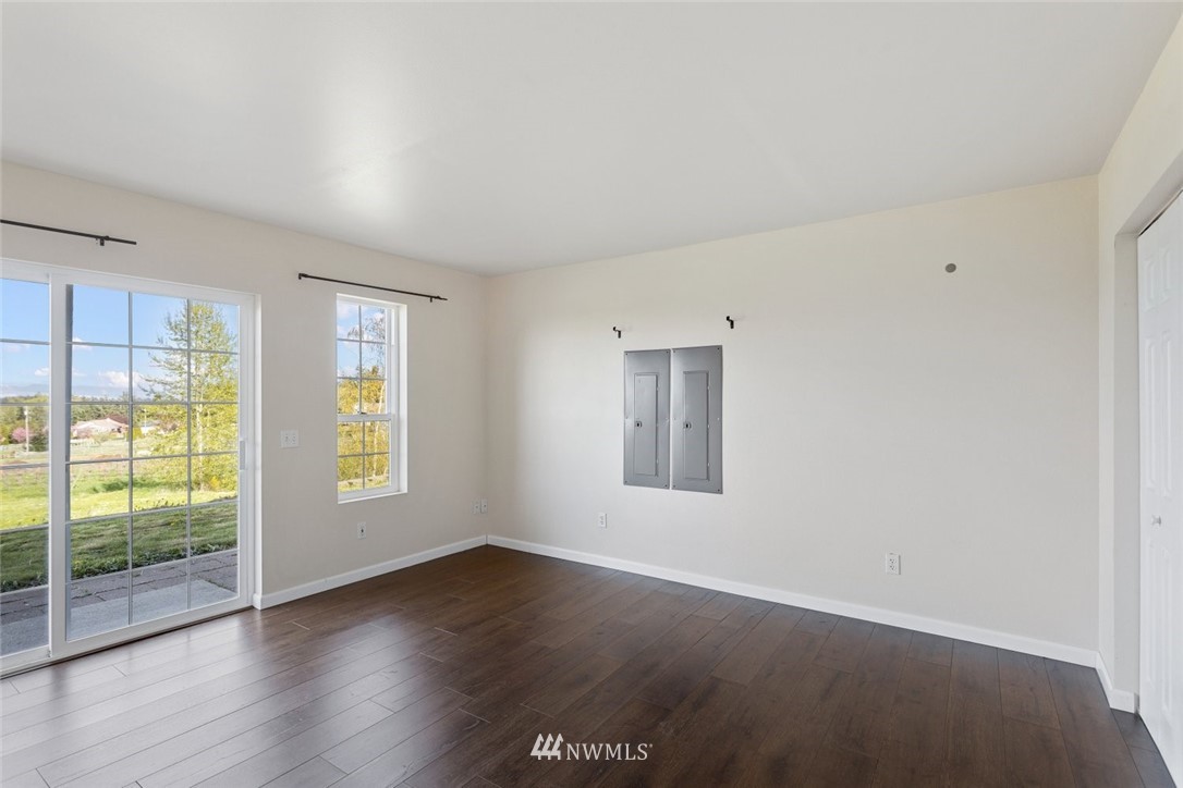 982 Arrowhead Road Camano Island, WA 98282 - Photo 28 of 37 Gallery Image 28