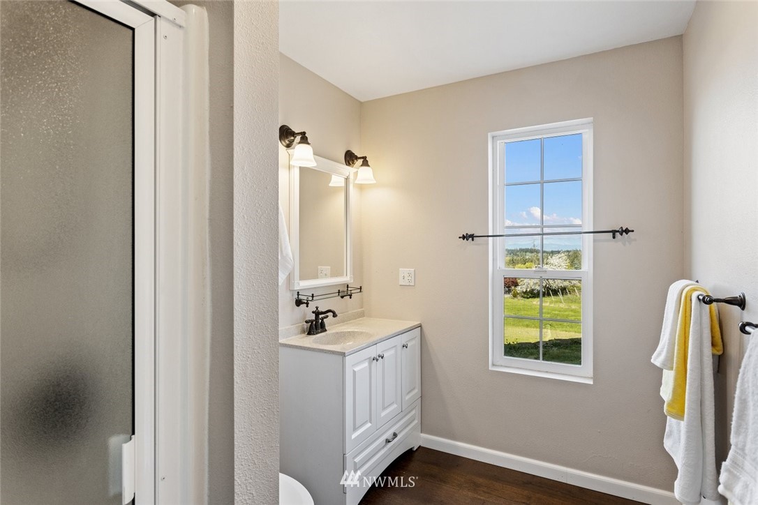 982 Arrowhead Road Camano Island, WA 98282 - Photo 29 of 37 Gallery Image 29
