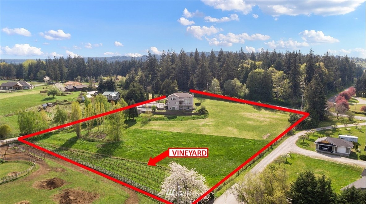 982 Arrowhead Road Camano Island, WA 98282 - Photo 31 of 37 Gallery Image 31