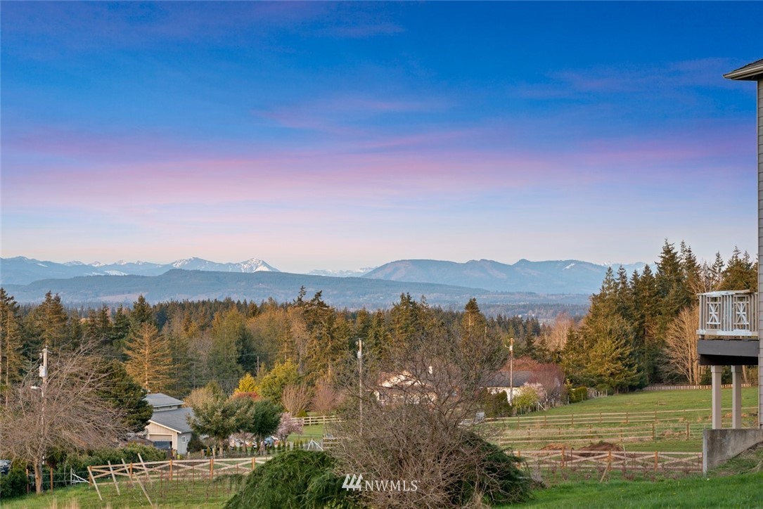 982 Arrowhead Road Camano Island, WA 98282 - Photo 33 of 37 Gallery Image 33