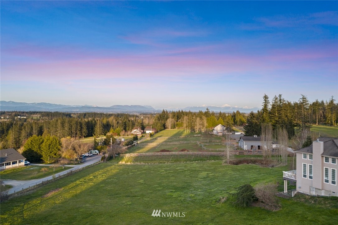 982 Arrowhead Road Camano Island, WA 98282 - Photo 35 of 37 Gallery Image 35