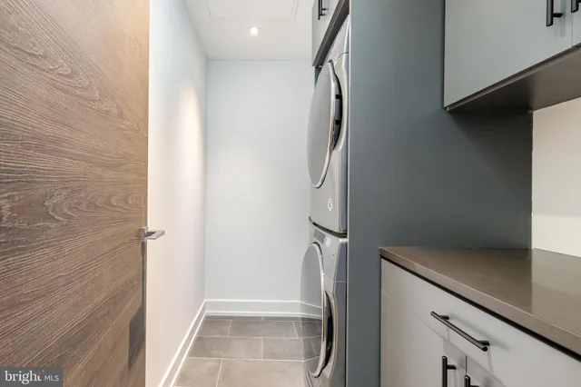 $2,895,000 | 2108 Walnut Street, Unit 401, Philadelphia, PA 19103