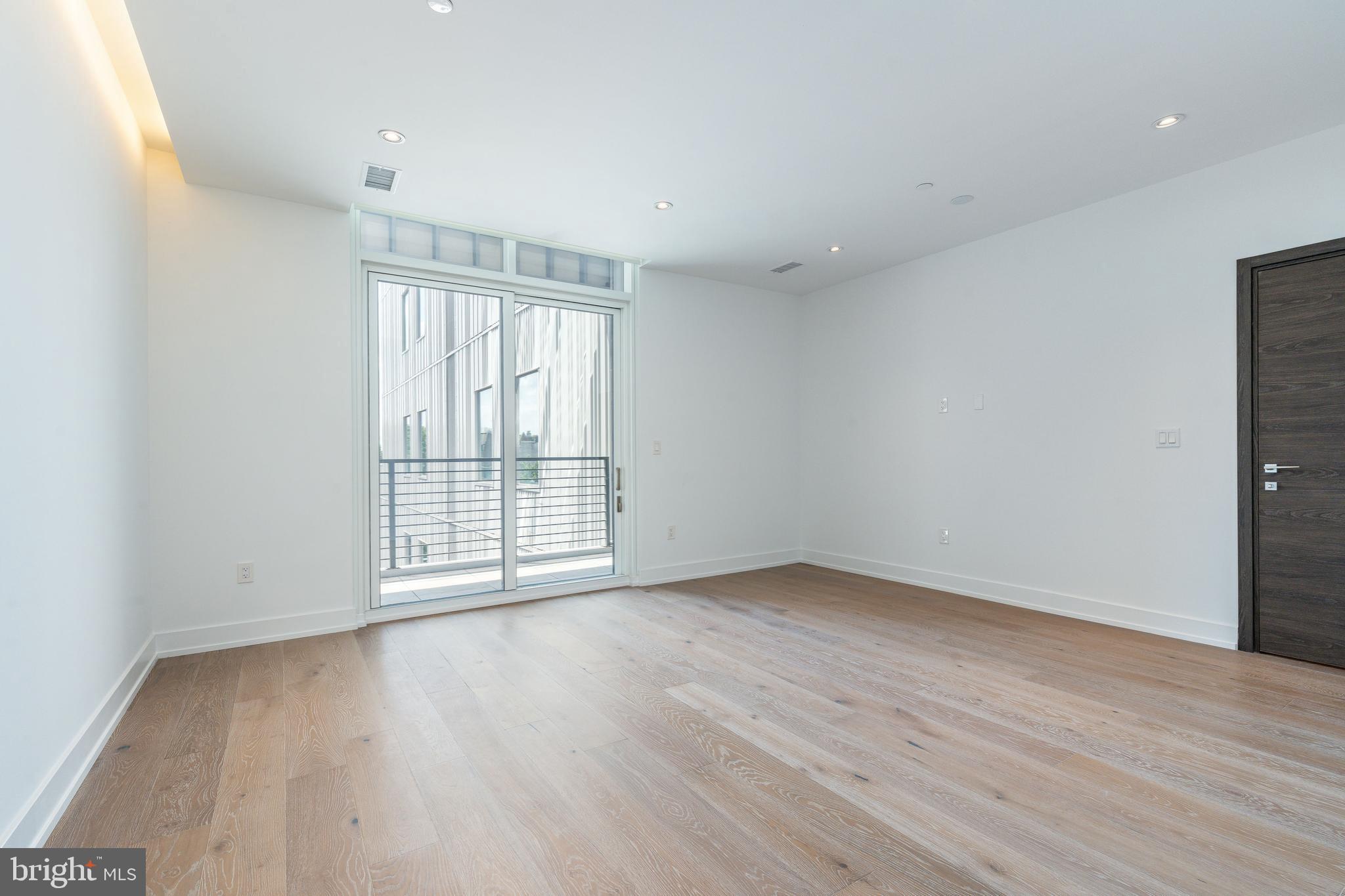2108 Walnut Street, Unit 401 Philadelphia, PA 19103 - Photo 24 of 34