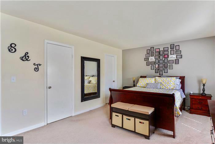 7786 Notley Road Pasadena, MD 21122 - Photo 20 of 30 Bedroom (Master)
