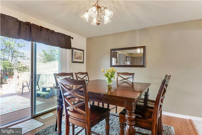 7786 Notley Road Pasadena, MD 21122 - Photo 10 of 30 Dining Room