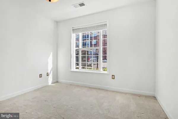 $299,900 | 701 Cobblestone Boulevard, Unit 108, Fredericksburg, VA 22401