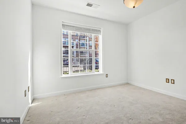 $299,900 | 701 Cobblestone Boulevard, Unit 108, Fredericksburg, VA 22401