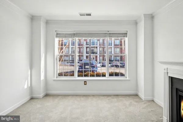 $299,900 | 701 Cobblestone Boulevard, Unit 108, Fredericksburg, VA 22401