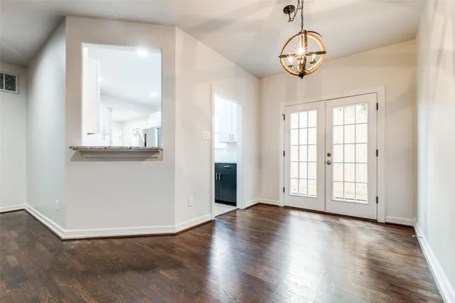 $3,400 | 1318 Peden Street, Unit D, Houston, TX 77019