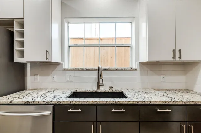 $3,400 | 1318 Peden Street, Unit D, Houston, TX 77019