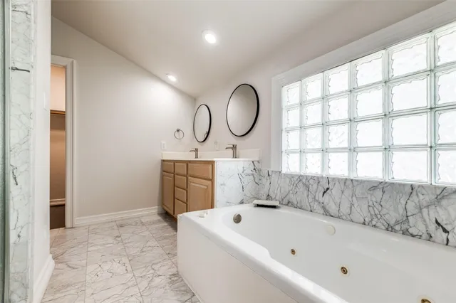 $3,400 | 1318 Peden Street, Unit D, Houston, TX 77019