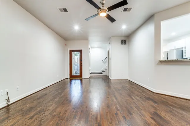 $3,400 | 1318 Peden Street, Unit D, Houston, TX 77019