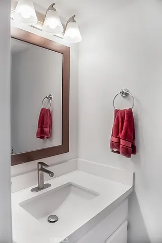 $595,000 | 22844 Mesa Way, Unit 2, Lake Forest, CA 92630