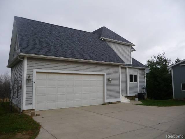 3821 Rochester Road Dryden, MI 48428 - Photo 3 of 20 14.jpg