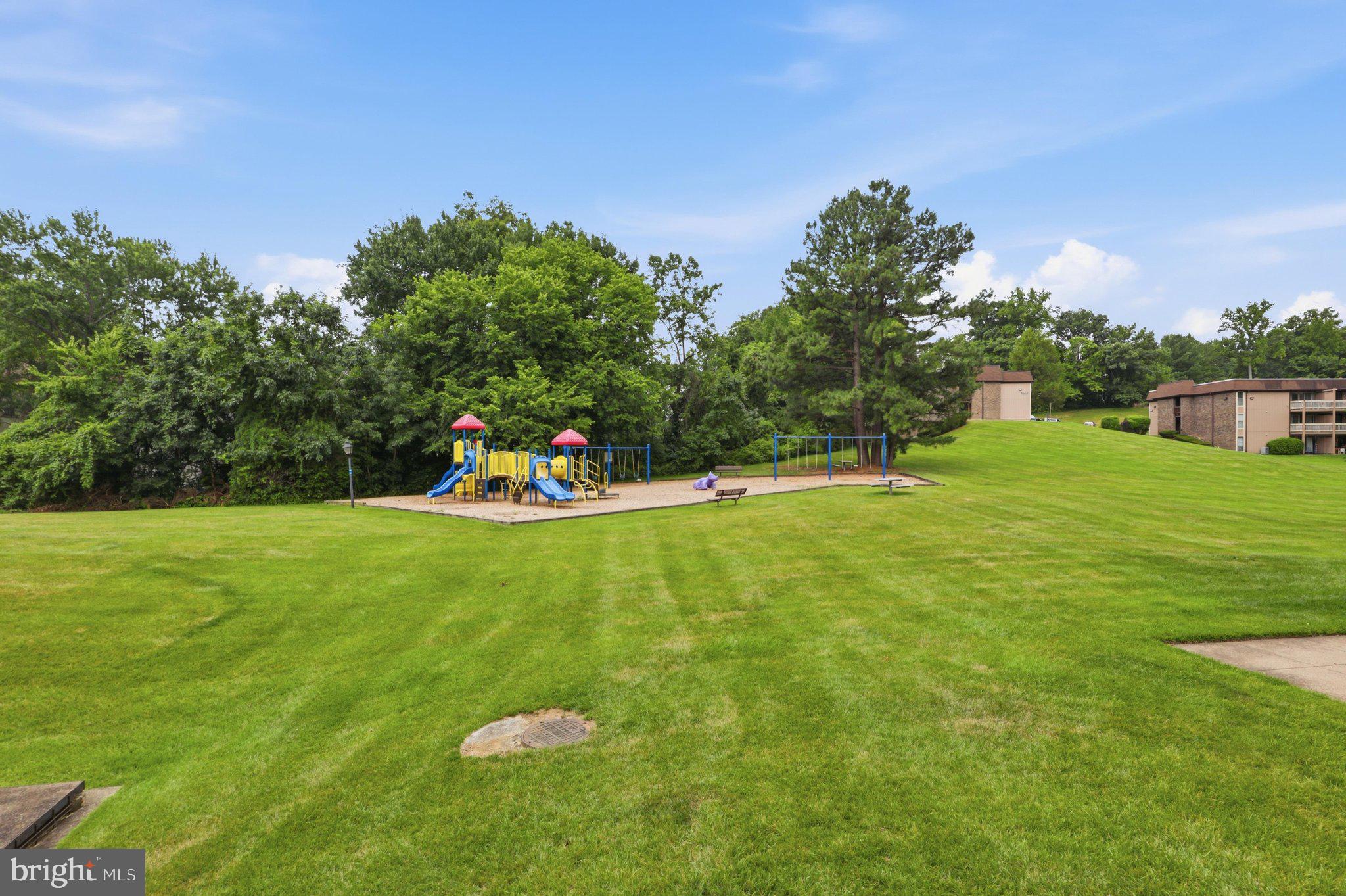 5810 Royal Ridge Drive, Unit G Springfield, VA 22152 - Photo 18 of 23