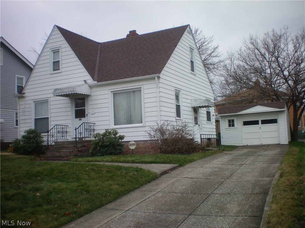 6088 Manchester Road Parma, OH 44129 - Photo 1 of 19