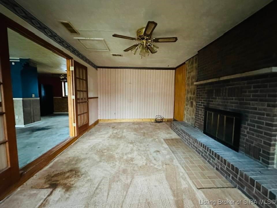 2321 Bishop Road Jeffersonville, IN 47130 - Photo 22 of 23 Family Room