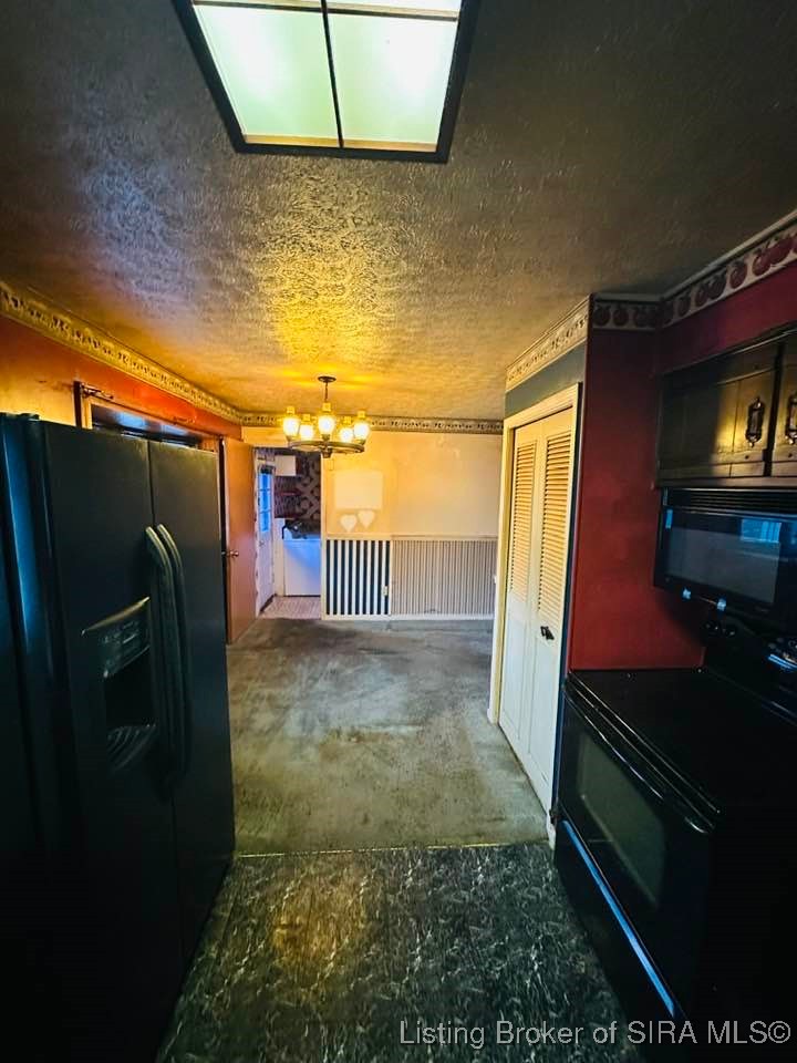 2321 Bishop Road Jeffersonville, IN 47130 - Photo 9 of 23