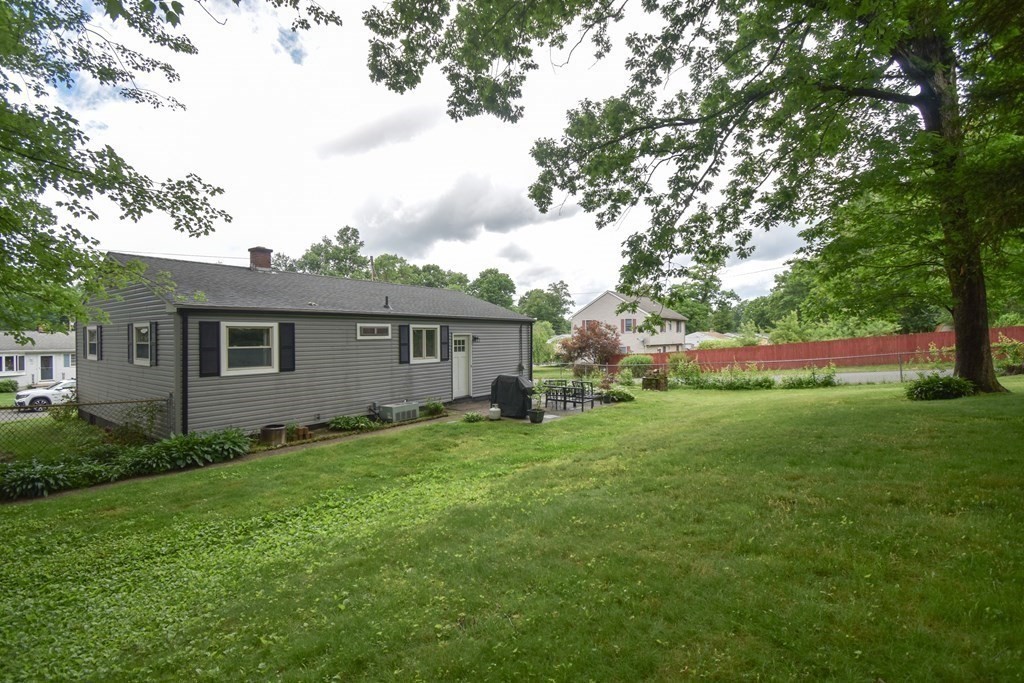 141 Louis Road Springfield, MA 01118 - Photo 29 of 34 Gallery Image 29