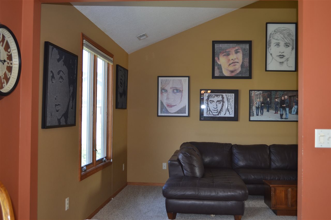 3404 Rivulet Court Fort Wayne, IN 46818 - Photo 8 of 25