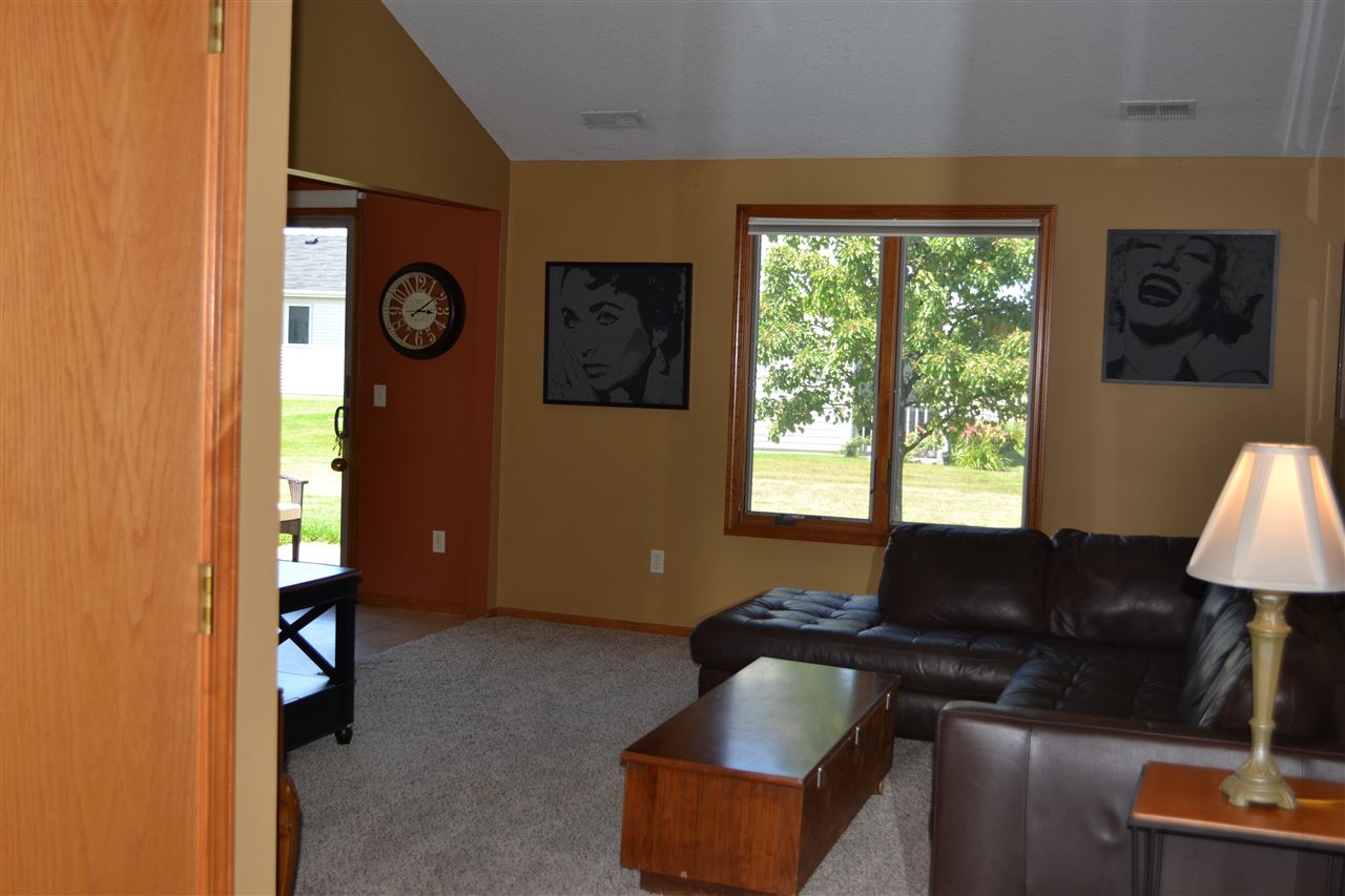 3404 Rivulet Court Fort Wayne, IN 46818 - Photo 9 of 25