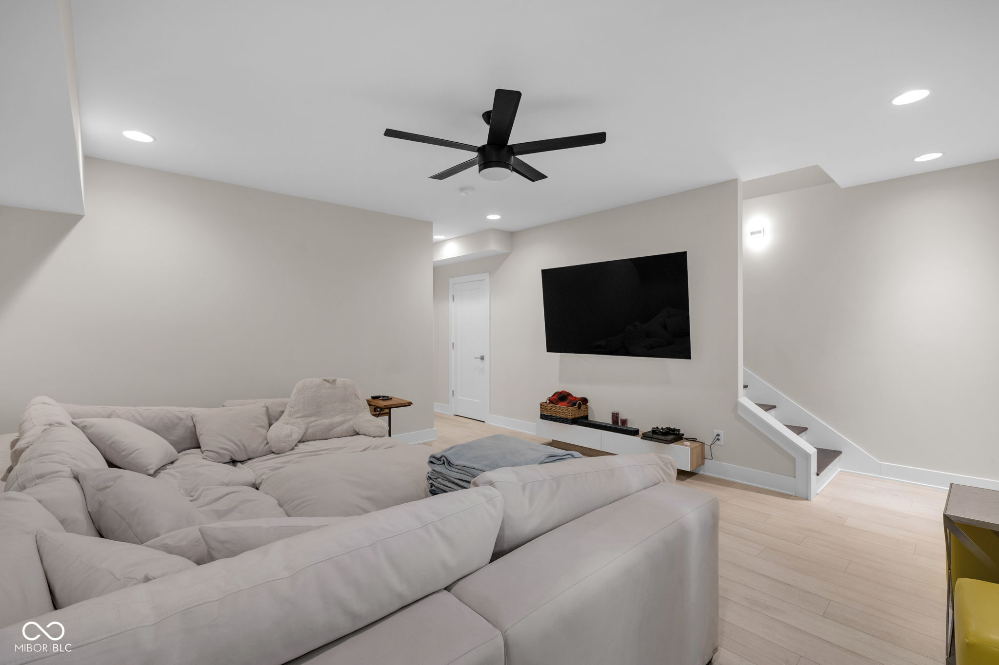 1236 English Avenue Indianapolis, IN 46203 - Photo 17 of 32