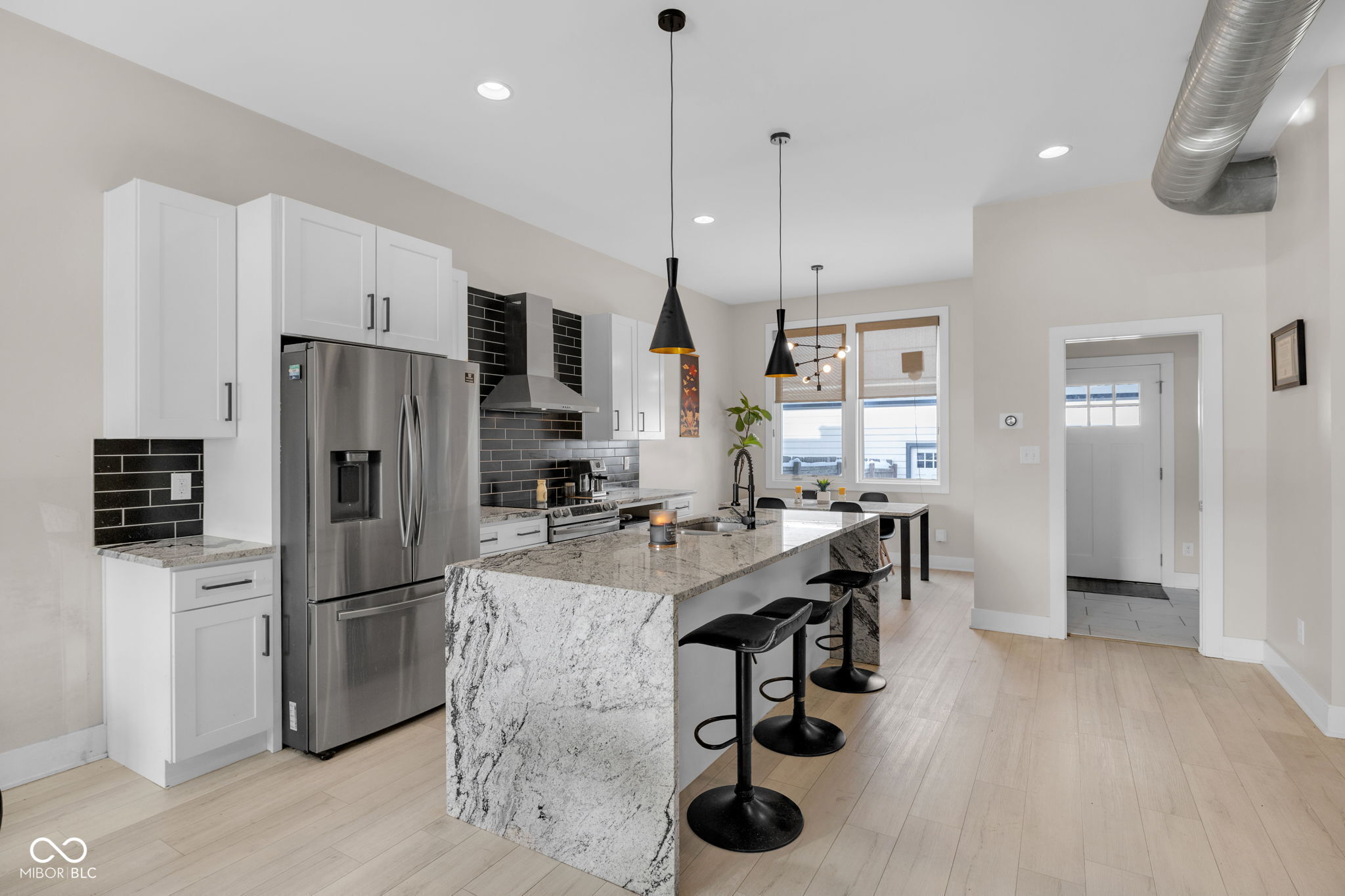 1236 English Avenue Indianapolis, IN 46203 - Photo 5 of 32