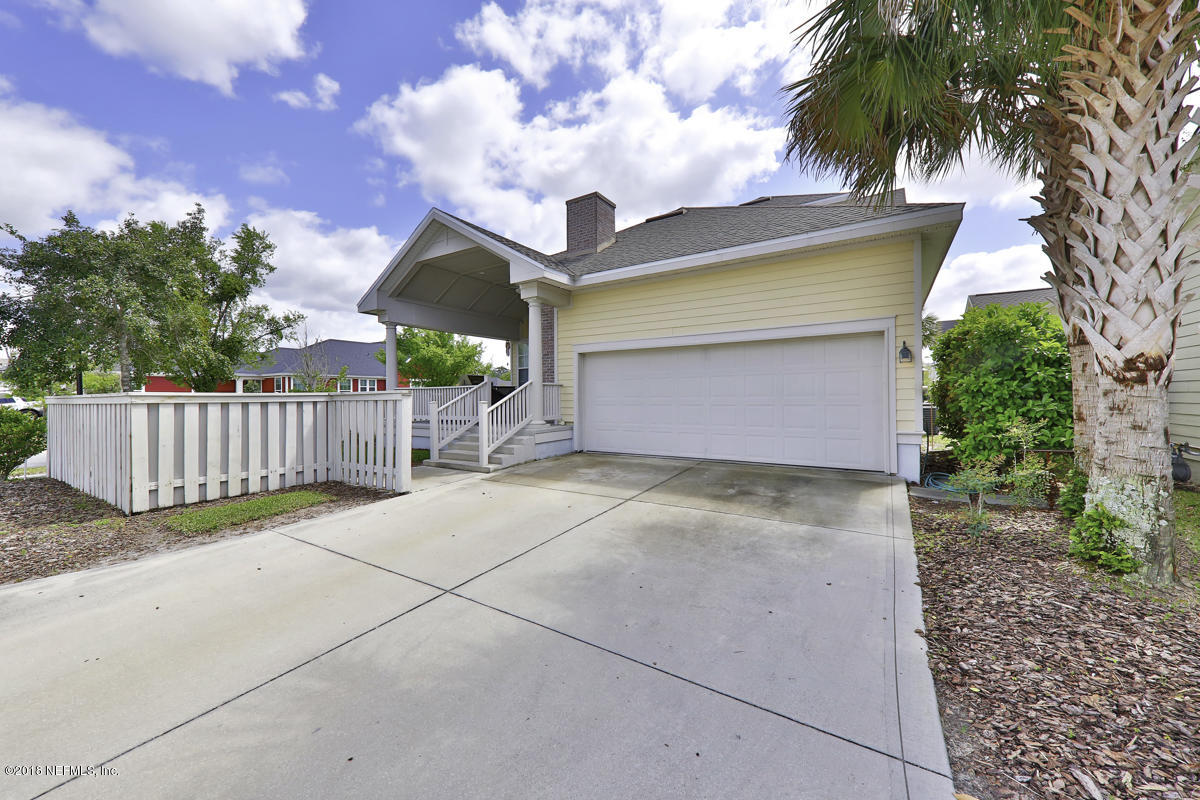 388 Rambling Water Run St. Johns, FL 32259 - Photo 21 of 28 Garage