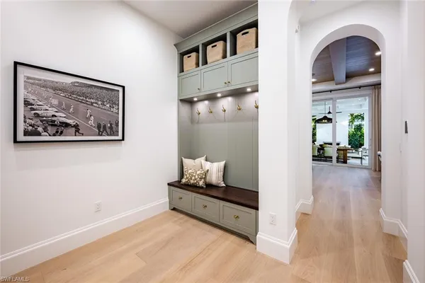 $18,900,000 | 190 7th Avenue North, Naples, FL 34102