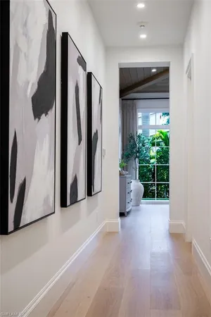 $18,900,000 | 190 7th Avenue North, Naples, FL 34102