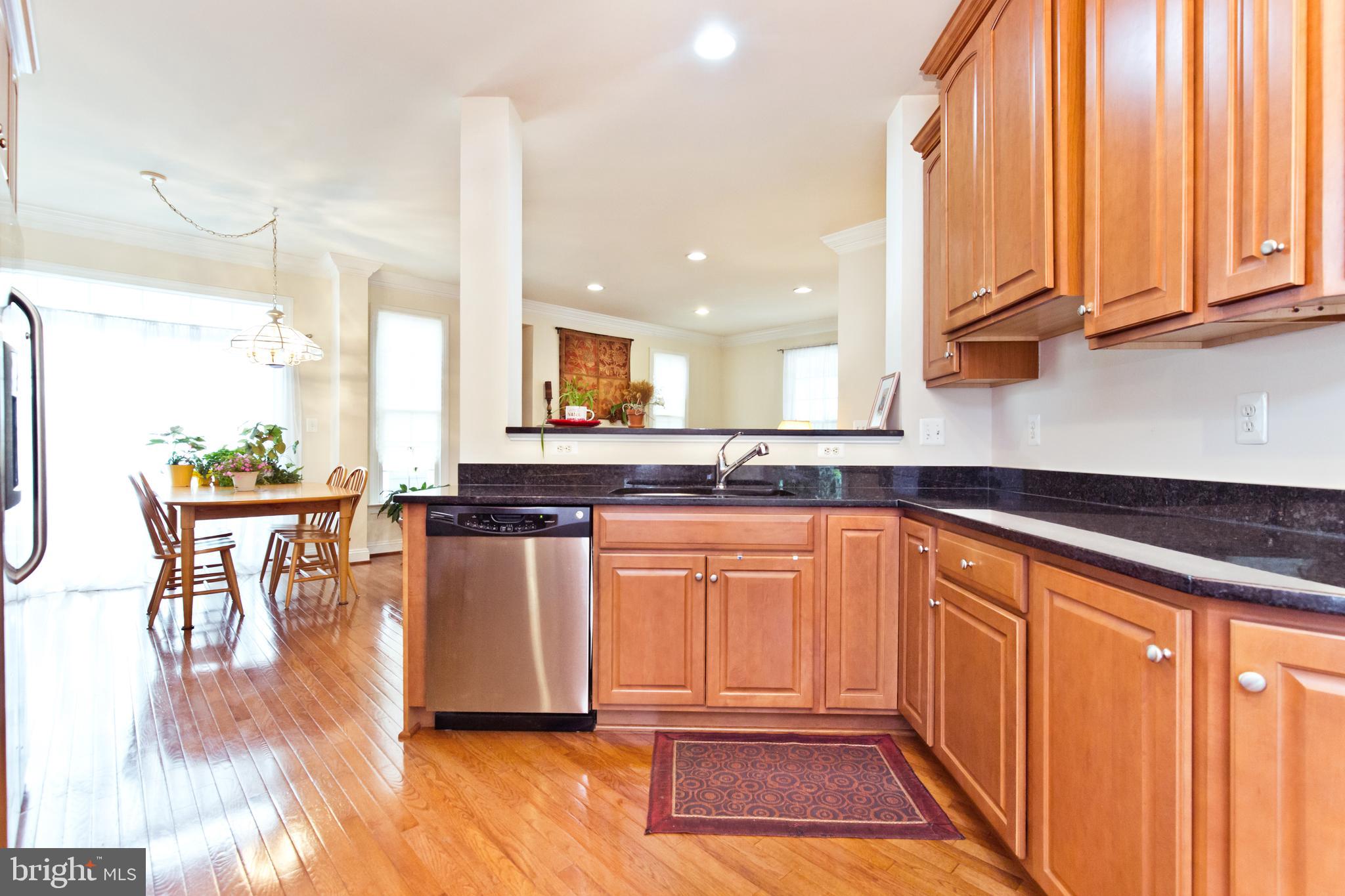 1314 South Glebe Road Arlington, VA 22204 - Photo 51 of 52 Open floor plan