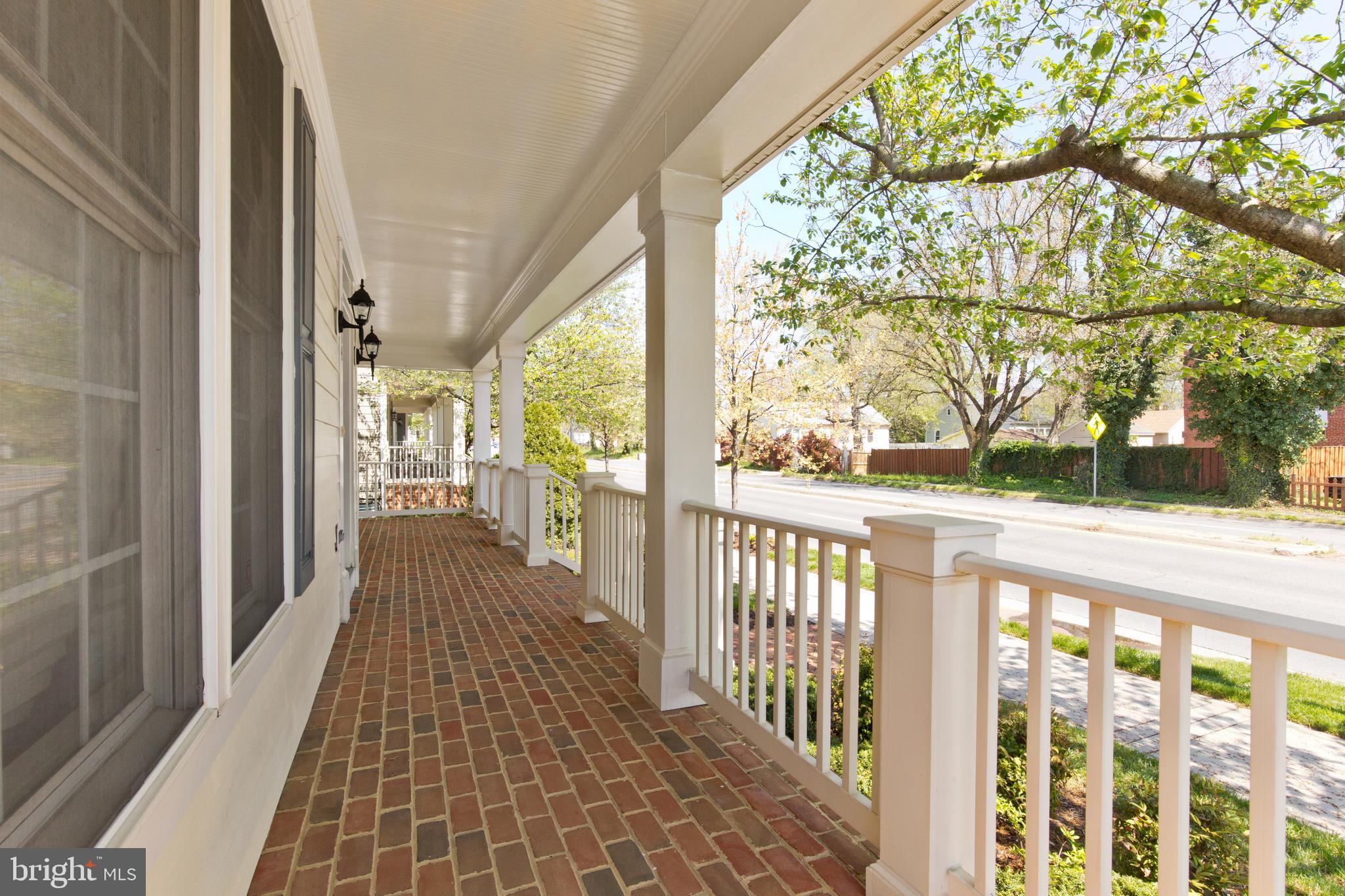 1314 South Glebe Road Arlington, VA 22204 - Photo 6 of 52 Brick front porch