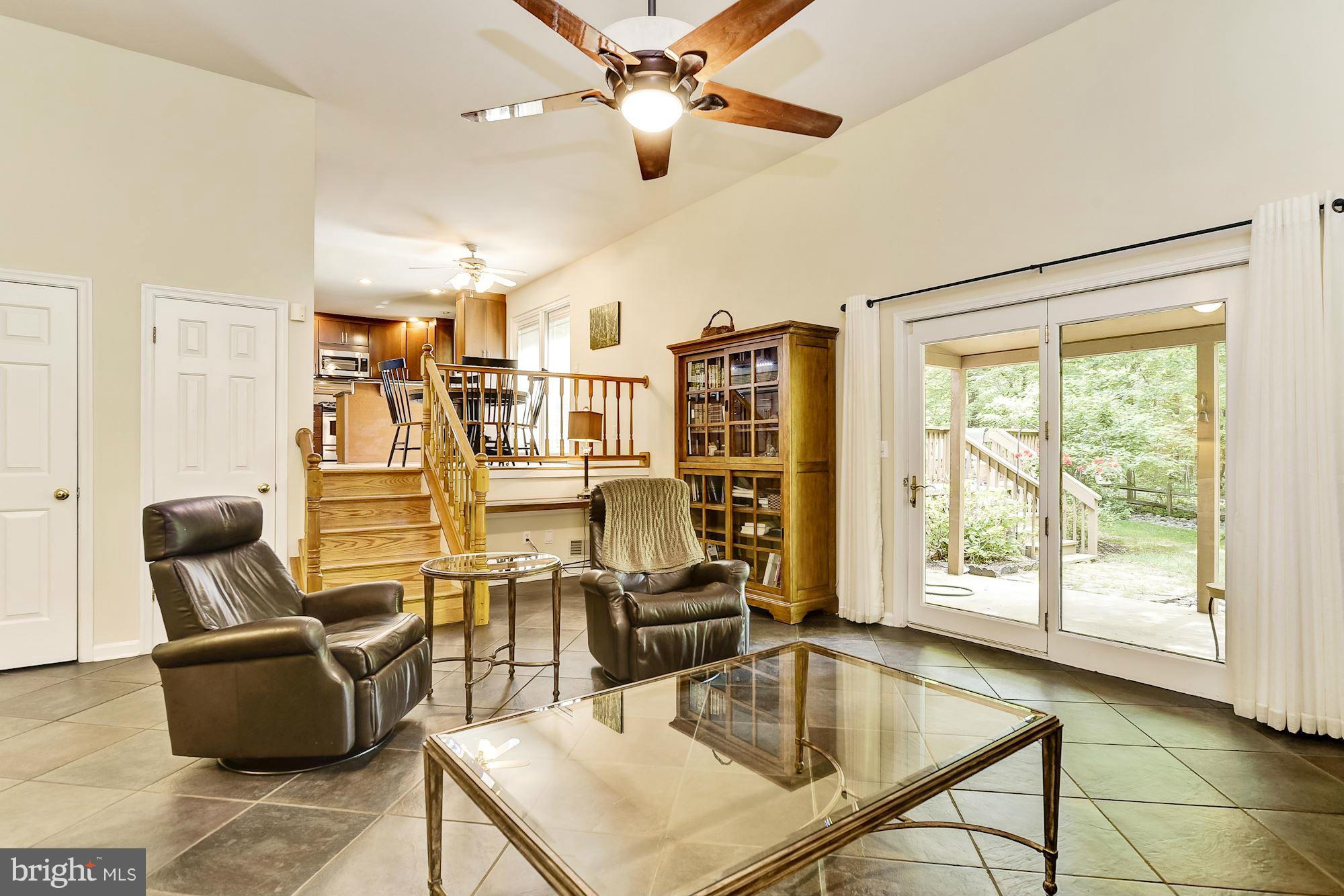 2806 Fennel Road Edgewater, MD 21037 - Photo 12 of 30 Family Room