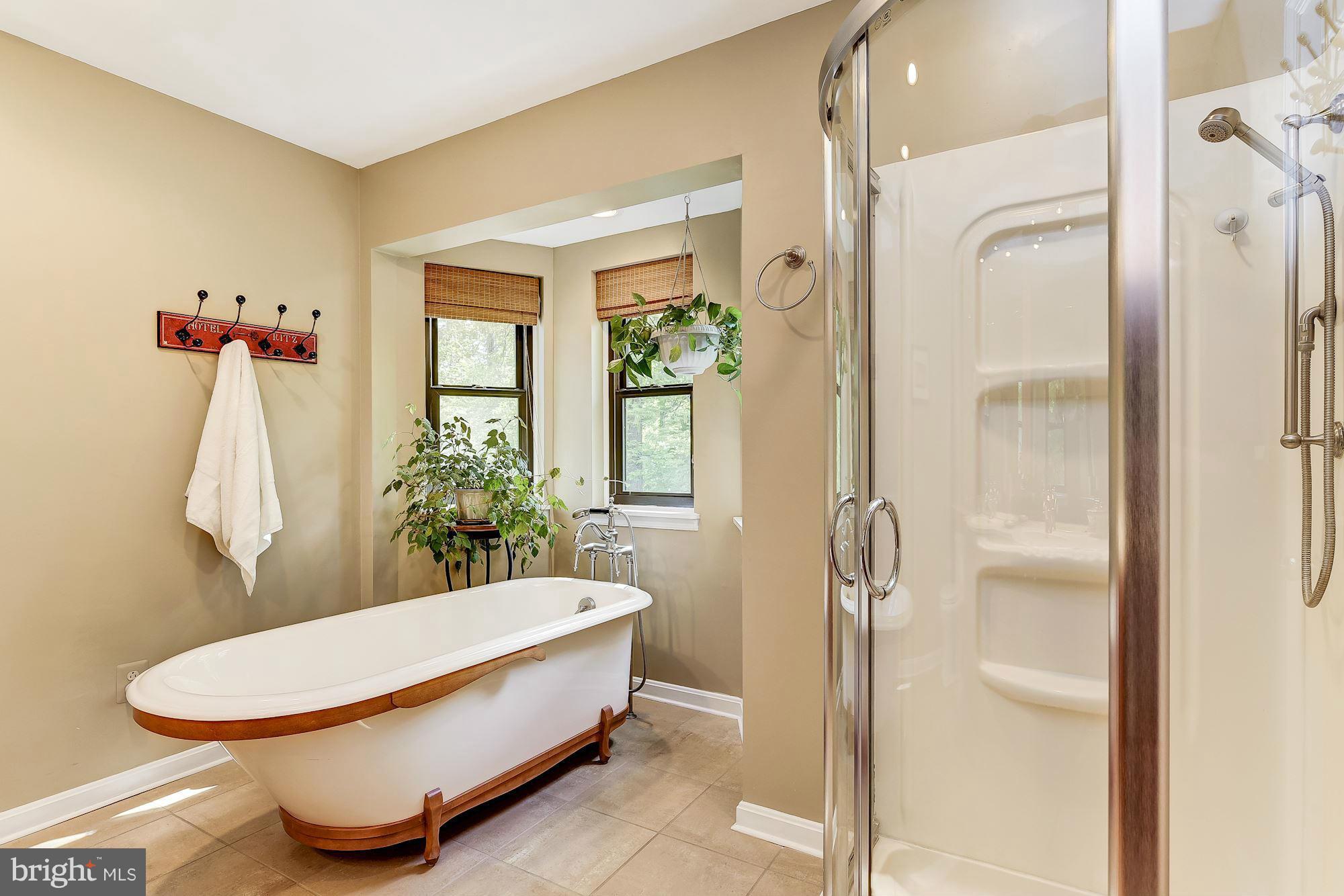 2806 Fennel Road Edgewater, MD 21037 - Photo 20 of 30 Master Bath